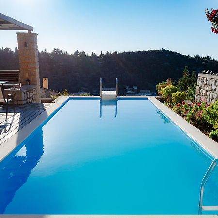 Villa Dioni Ayios Nikitas Ngoại thất bức ảnh