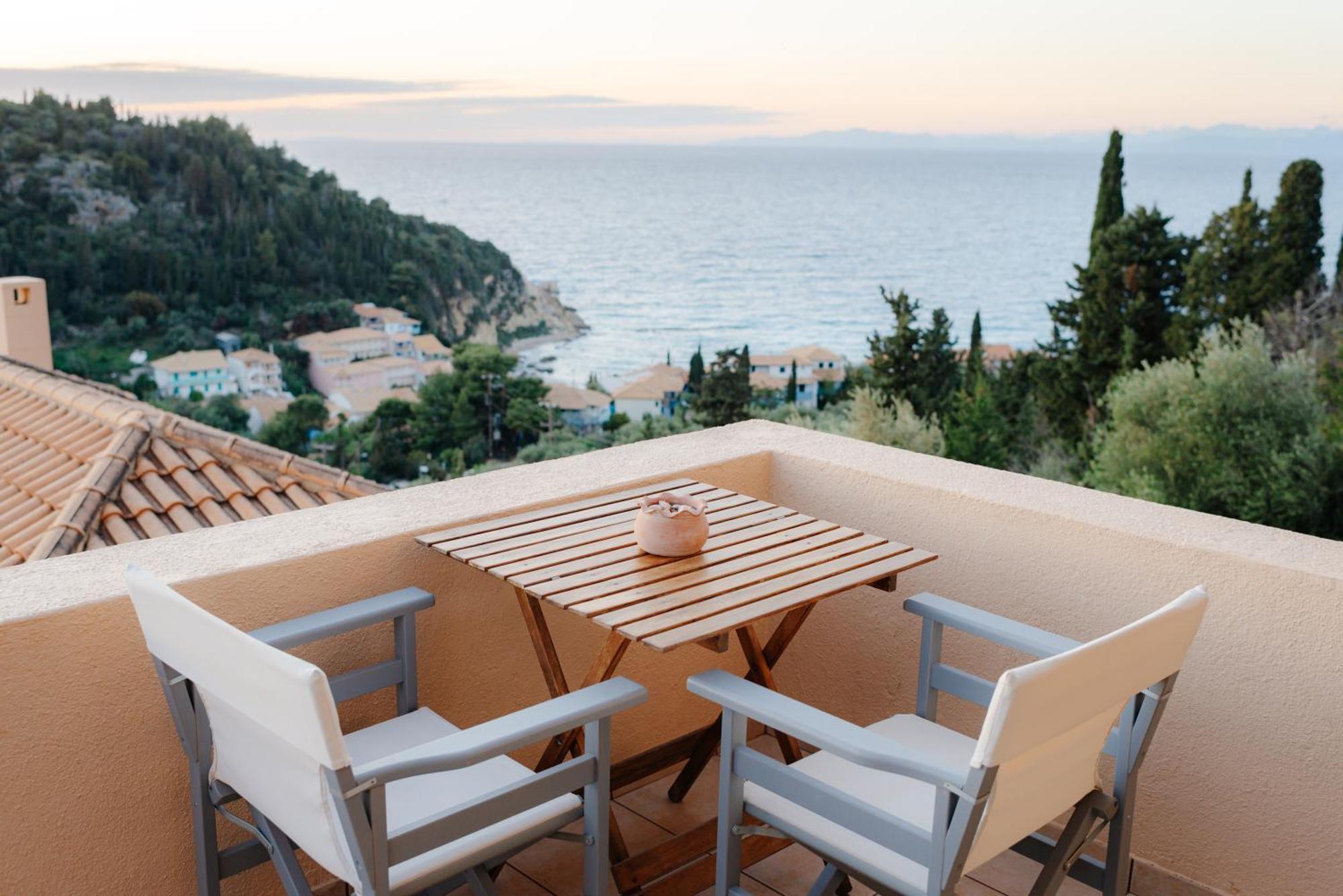 Villa Dioni Ayios Nikitas Ngoại thất bức ảnh